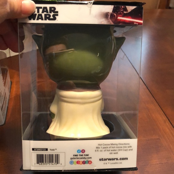 Star Wars Ceramic Goblet with Chocolate Fudge Cocoa Mix - Yoda& Darth Varder - Picture 4 of 9